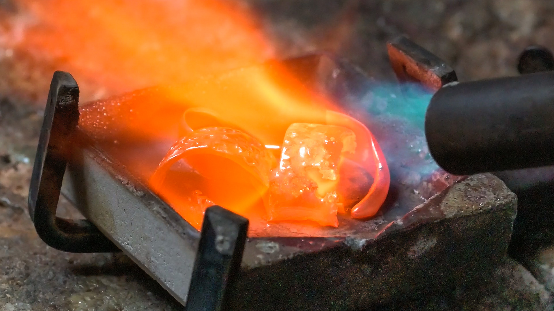 Gold Jewellery Course - 2 Day Introduction - Kingham Jewellery School
